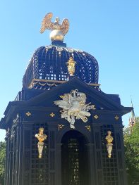 Pawilon pod Orłem - Ogród Górny - pałac Branickich w Białymstoku