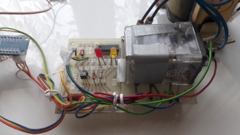Eksperymentalny układ na Raspberry Pi